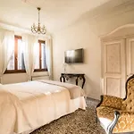 Palazzo Veneziano Direct At The Canal With Roof Terrace بيت للعطل