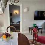 بيت للعطل Palazzo Veneziano Direct At The Canal With Roof Terrace *